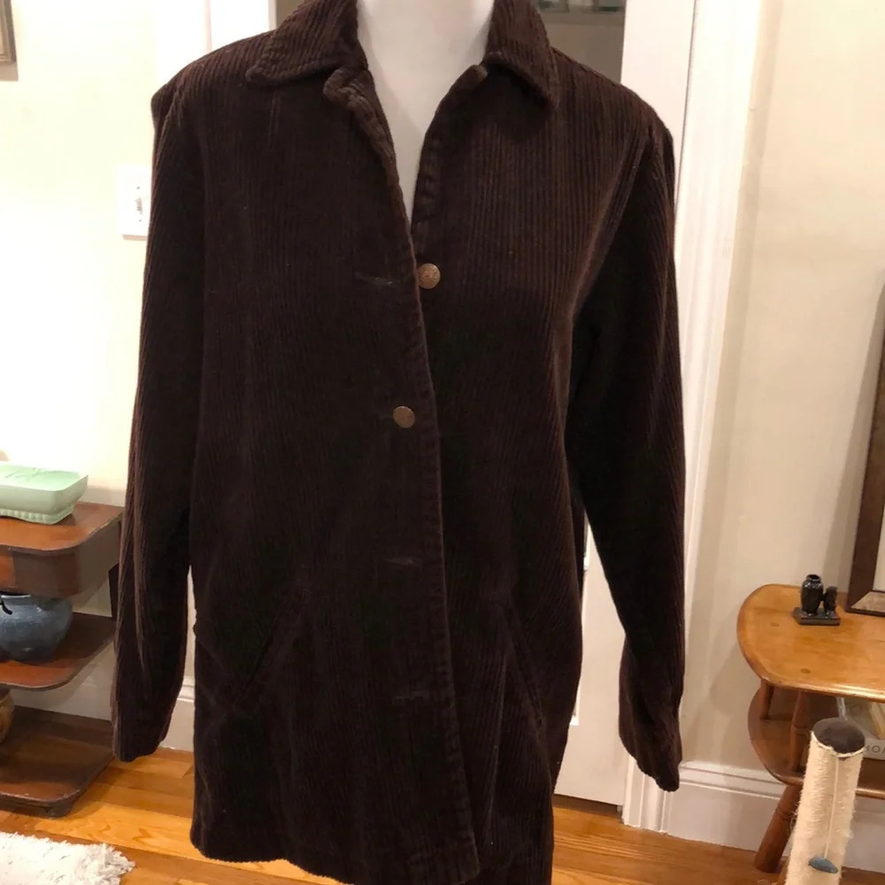 Vintage Bill Blass petite medium corduroy button up coat with open pockets.